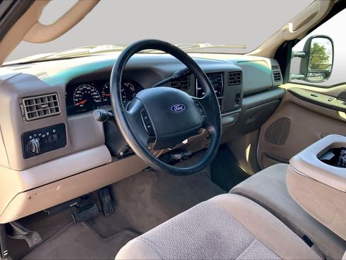 Used 2004 Ford F250 XL RWD image 17