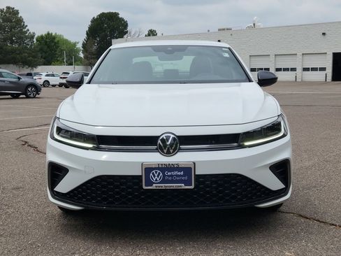 Certified 2025 Volkswagen Jetta Sport image 7