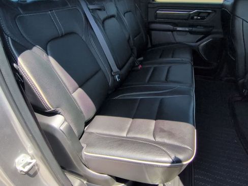 Used 2022 RAM 1500 Limited AWD/4WD image 19