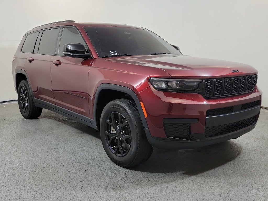 Used 2024 Jeep Grand Cherokee L Laredo AWD/4WD image 1