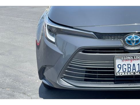 Used 2023 Toyota Corolla LE FWD image 40
