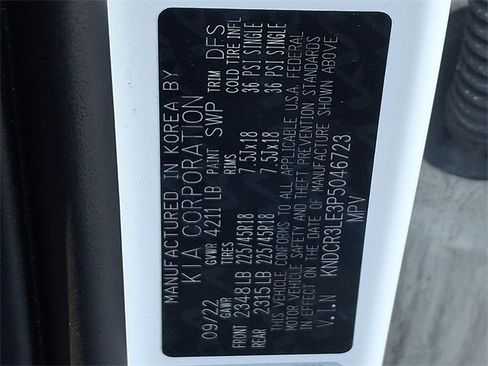 Certified 2023 Kia Niro EX Touring image 26