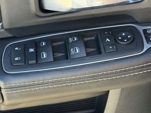 Used 2024 RAM 2500 Laramie image 27