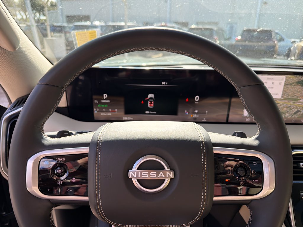 Used 2025 Nissan Armada Platinum Reserve RWD image 21
