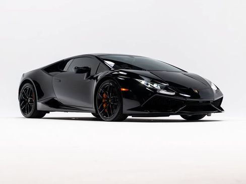 Used 2018 Lamborghini Huracan LP 610-4 AWD/4WD image 65