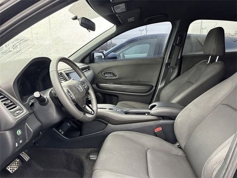 Used 2021 Honda HR-V Sport image 11