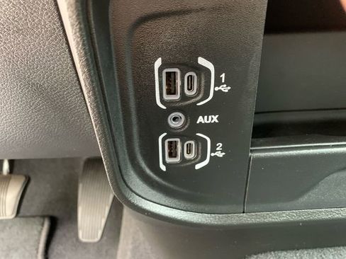 Used 2026 RAM 2500 Big Horn AWD/4WD image 28