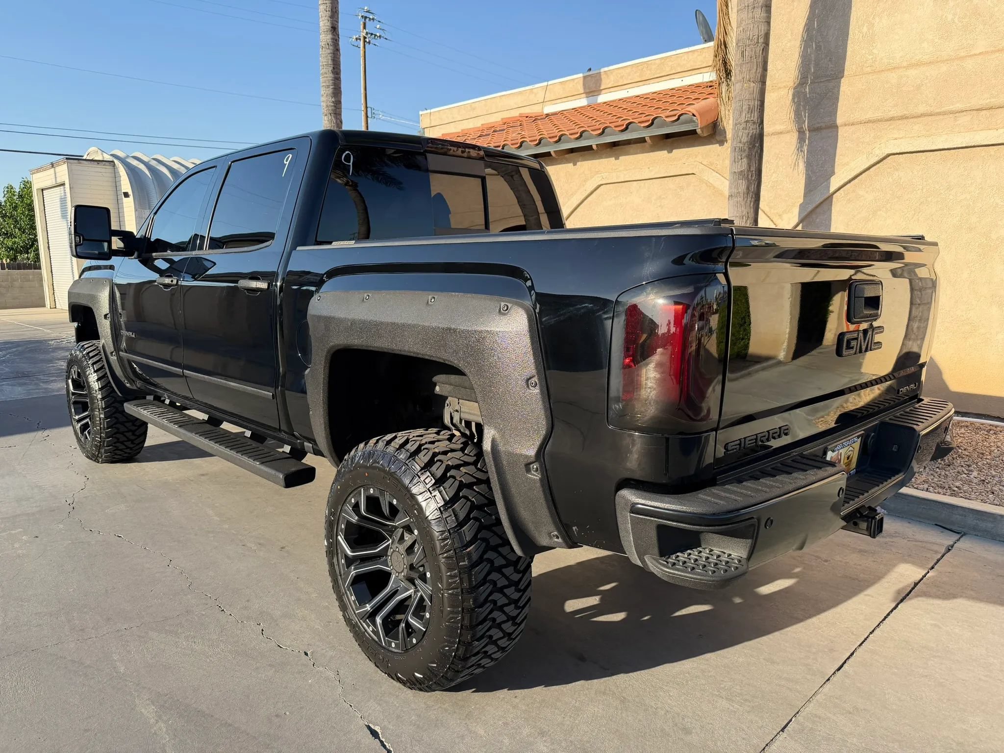 Used 2018 GMC Sierra 1500 Denali RWD image 8