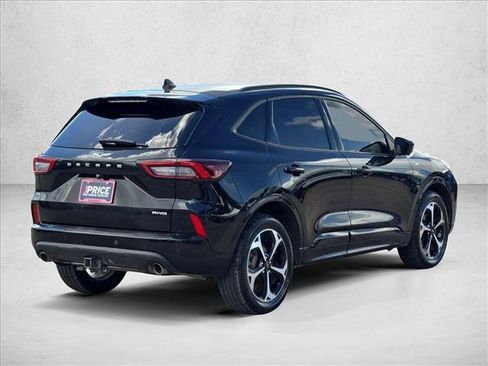 Used 2023 Ford Escape ST-Line Elite w/ Premium Technology Package AWD/4WD image 5
