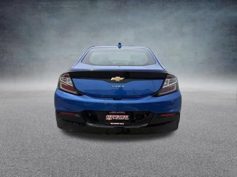 Used 2018 Chevrolet Volt Premier w/ Driver Confidence Package FWD image 9