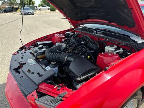 Used 2007 Ford Mustang Convertible RWD image 27