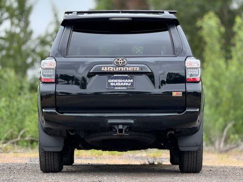 Used 2023 Toyota 4Runner 40th Anniversary SE AWD/4WD image 6