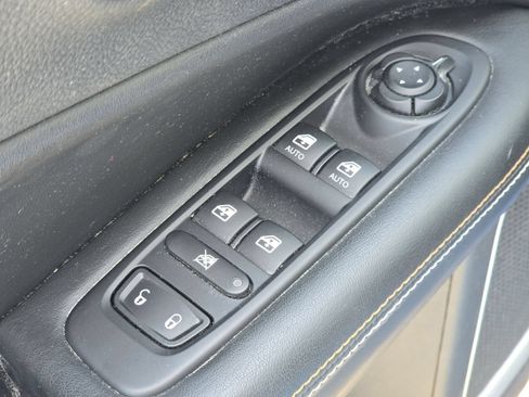Used 2020 Jeep Compass Latitude w/ Cold Weather Group AWD/4WD image 24