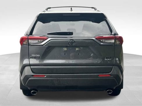 Used 2025 Toyota RAV4 XLE AWD/4WD image 4