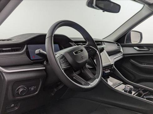 Used 2023 Jeep Grand Cherokee L Laredo w/ Luxury Tech Group I image 27