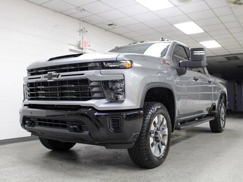 Used 2025 Chevrolet Silverado 2500 Custom w/ Custom Value Package image 20