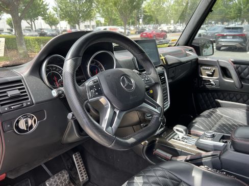 Used 2017 Mercedes-Benz G 63 AMG 4MATIC image 17