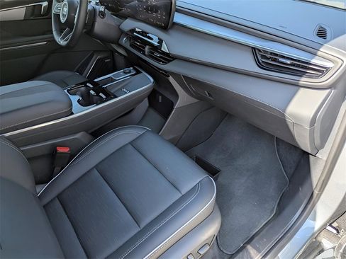 New 2025 Buick Enclave Sport Touring w/ Super Cruise Package image 17