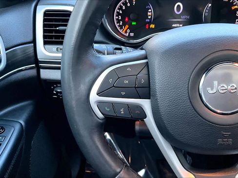 Used 2019 Jeep Grand Cherokee Limited w/ Luxury Group II image 21