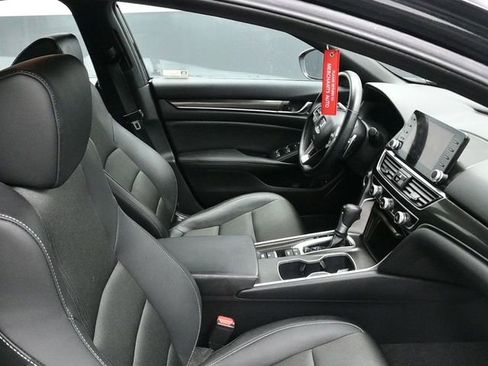 Used 2022 Honda Accord Sport image 10