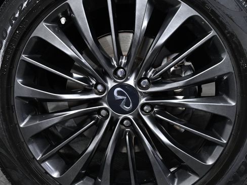 Used 2021 INFINITI QX80 Premium Select w/ All-Season Package AWD/4WD image 35