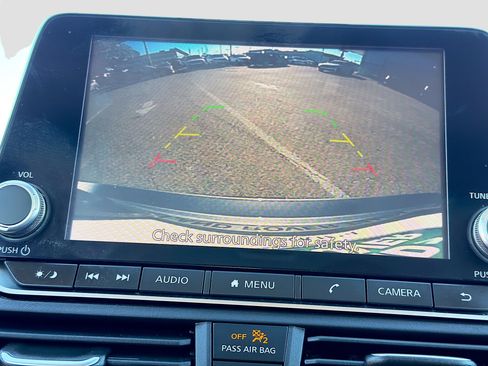 Used 2024 Nissan Altima 2.5 SV image 30