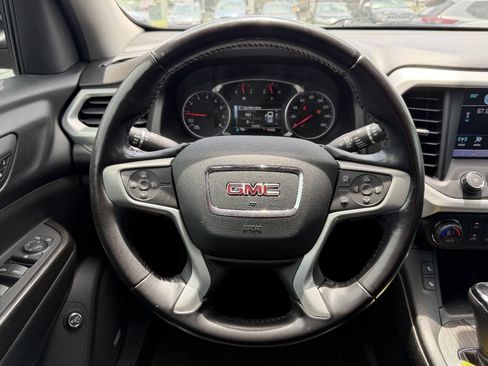 Used 2018 GMC Acadia SLT FWD image 20