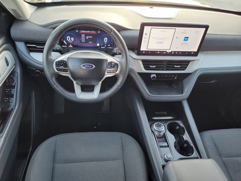 Certified 2025 Ford Explorer Active RWD image 16