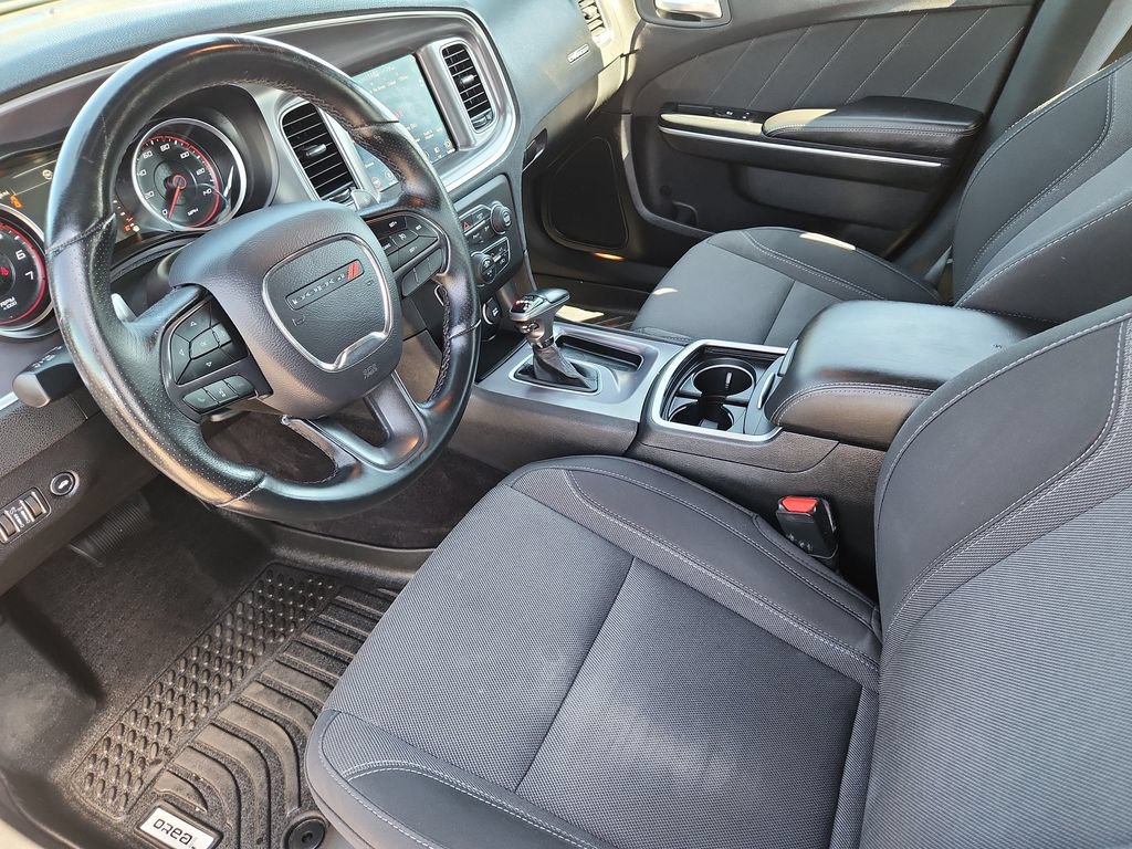 Used 2019 Dodge Charger SXT AWD/4WD image 8