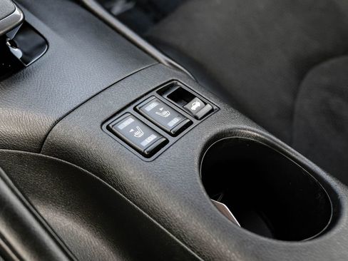 Used 2023 Nissan Z w/ Floor Mat Package (L93) RWD image 22