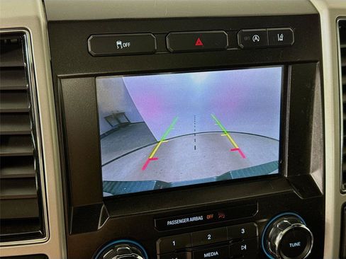Used 2020 Ford F150 Lariat AWD/4WD image 6