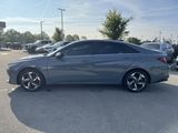 Used 2022 Hyundai Elantra Limited image 5