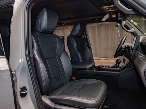 Used 2024 Lexus GX 550 550 Luxury+ image 28