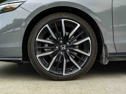 Used 2025 Honda Accord Touring image 13