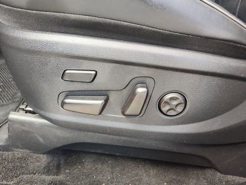 Used 2020 Hyundai Palisade Limited FWD image 23