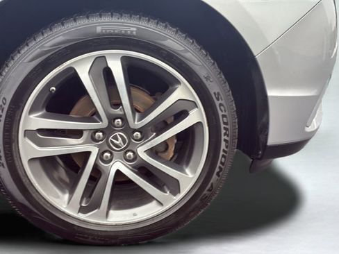 Used 2017 Acura MDX SH-AWD w/ Advance Package image 21