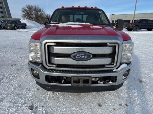 Used 2014 Ford F250 Lariat w/ Lariat Interior Package image 4