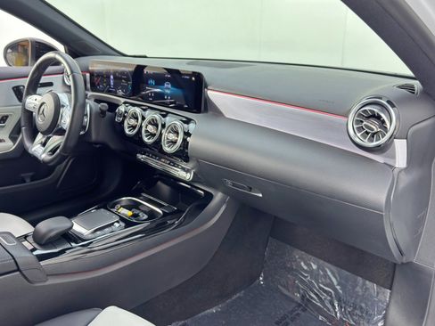 Used 2021 Mercedes-Benz A 35 AMG 4MATIC image 15