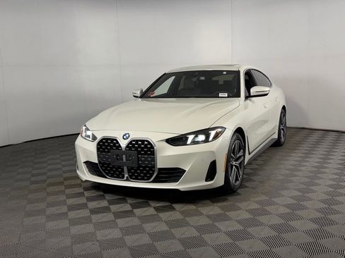 Used 2025 BMW 430i xDrive w/ Premium Package AWD/4WD image 3