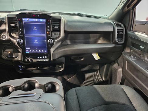 Used 2025 RAM 2500 Tradesman AWD/4WD image 11