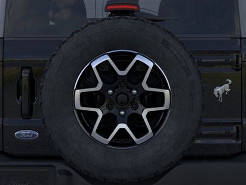 New 2025 Ford Bronco Outer Banks image 24