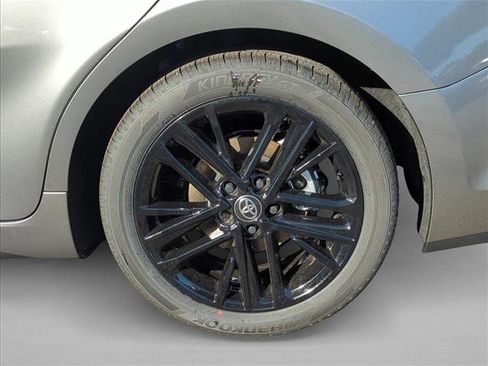 New 2026 Toyota Camry SE image 9