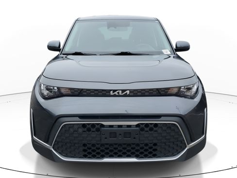 Used 2023 Kia Soul LX w/ Option Group 015 image 2
