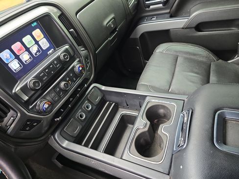 Used 2015 Chevrolet Silverado 1500 LTZ Z71 image 22