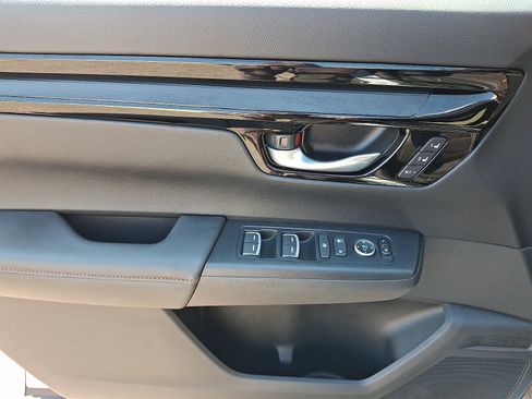 Used 2024 Honda CR-V Sport Touring image 12