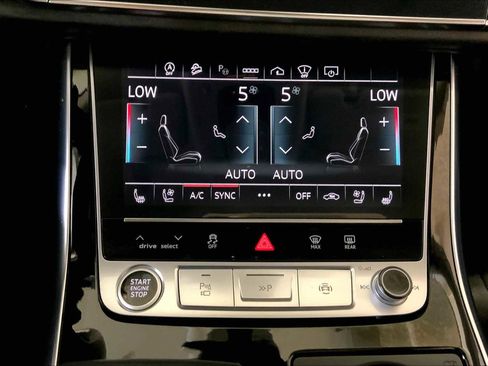 Used 2023 Audi Q8 Prestige image 34