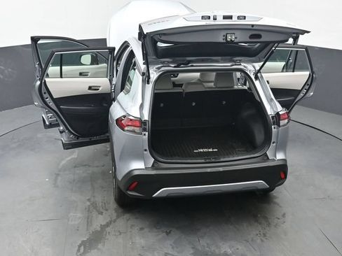 Used 2026 Toyota Corolla Cross L AWD/4WD image 46