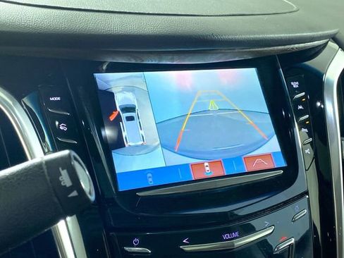 Used 2019 Cadillac Escalade ESV Luxury image 9