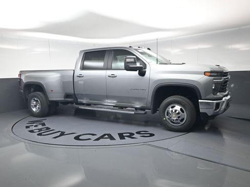 New 2026 Chevrolet Silverado 3500 LT w/ Safety Package AWD/4WD image 2