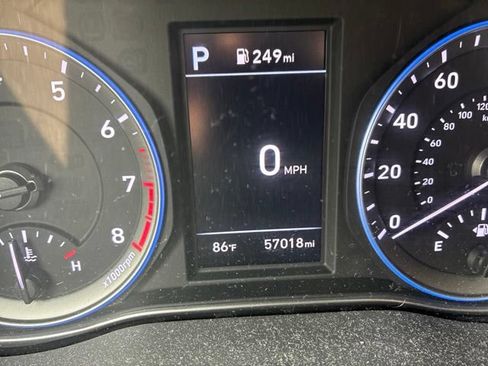 Used 2021 Hyundai Kona Limited AWD/4WD image 7